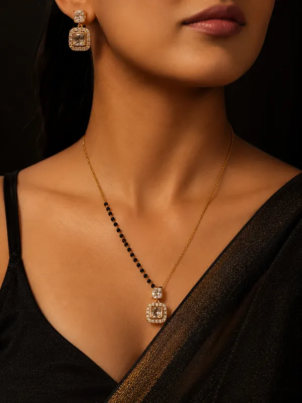 Royal_Halo_Square_American_Diamond_Mangalsutra