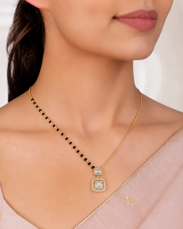 Royal_Halo_Square_American_Diamond_Mangalsutra