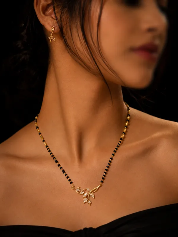 Enchanted_Floral_Vine_Mangalsutra
