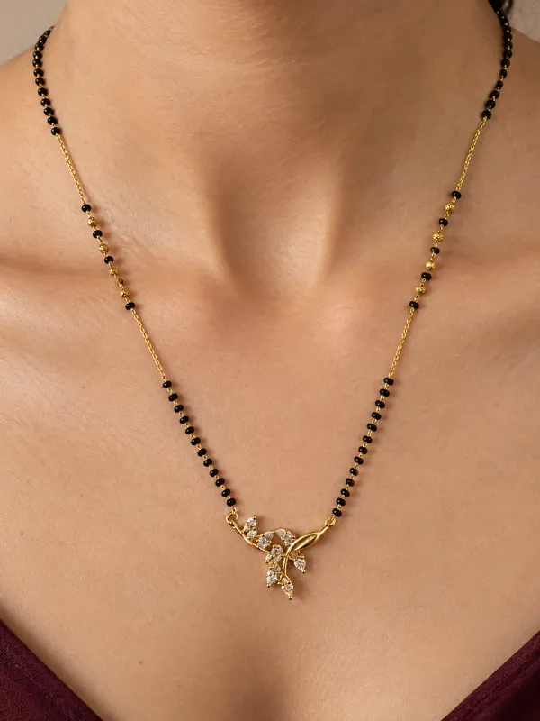 Enchanted_Floral_Vine_Mangalsutra