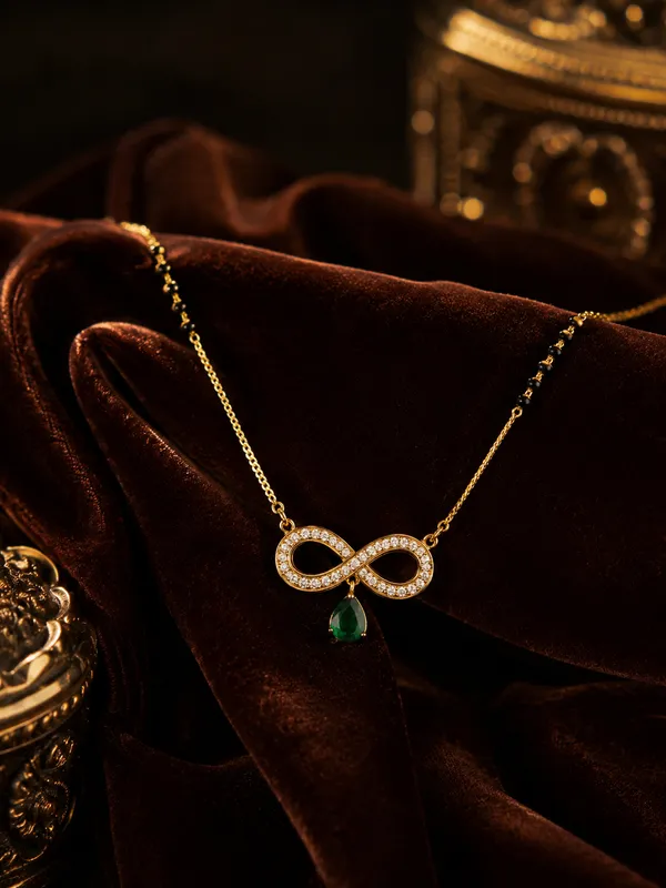 Eternal_Infinity_Emerald_Drop_Mangalsutra