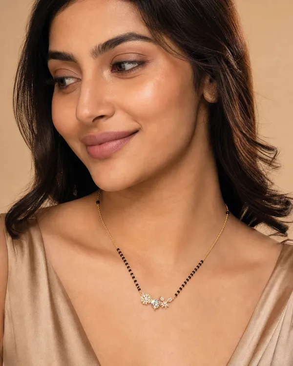 Blooming_Heart_Charm_Mangalsutra