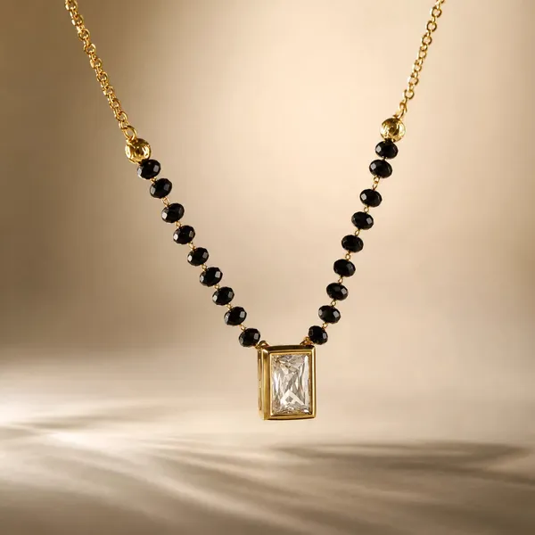 Elegant_Emerald_Cut_Diamond_Mangalsutra