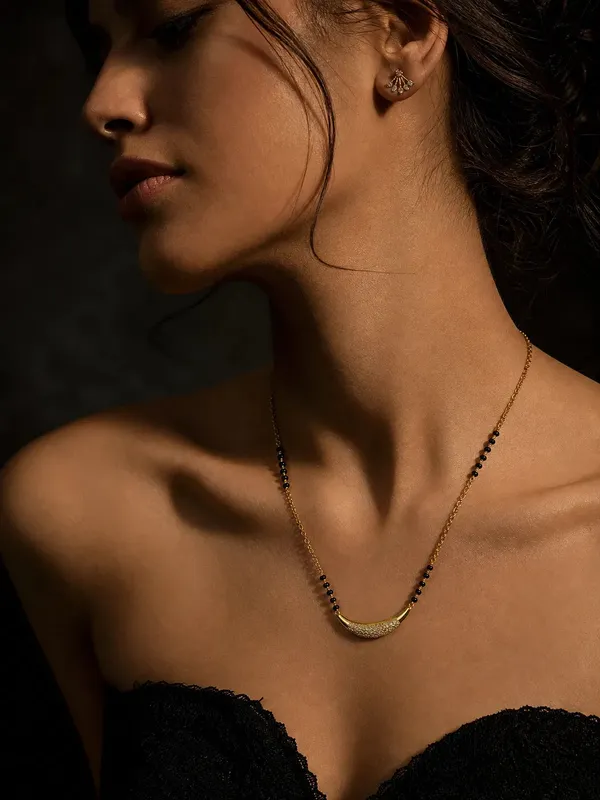 Celestial_Curve_Mangalsutra