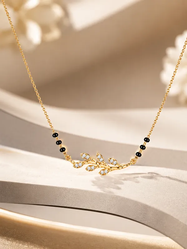 Nature_S_Grace_Leaf_Mangalsutra
