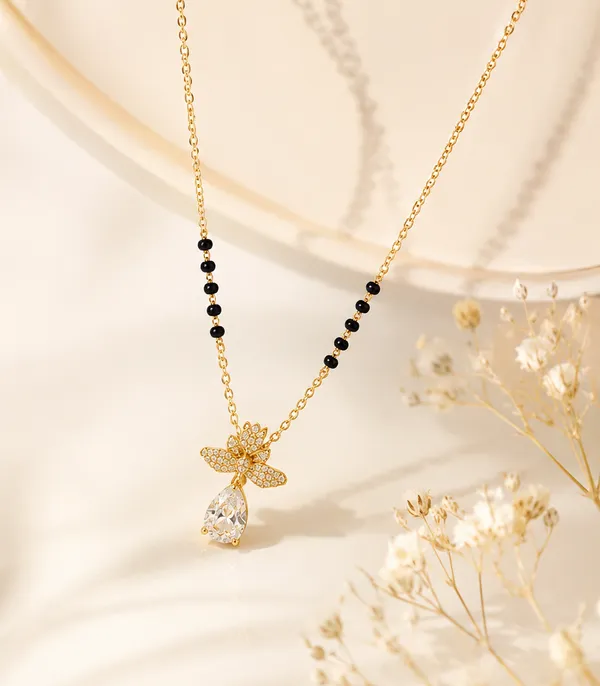Radiant_Bloom_Diamond_Drop_Mangalsutra
