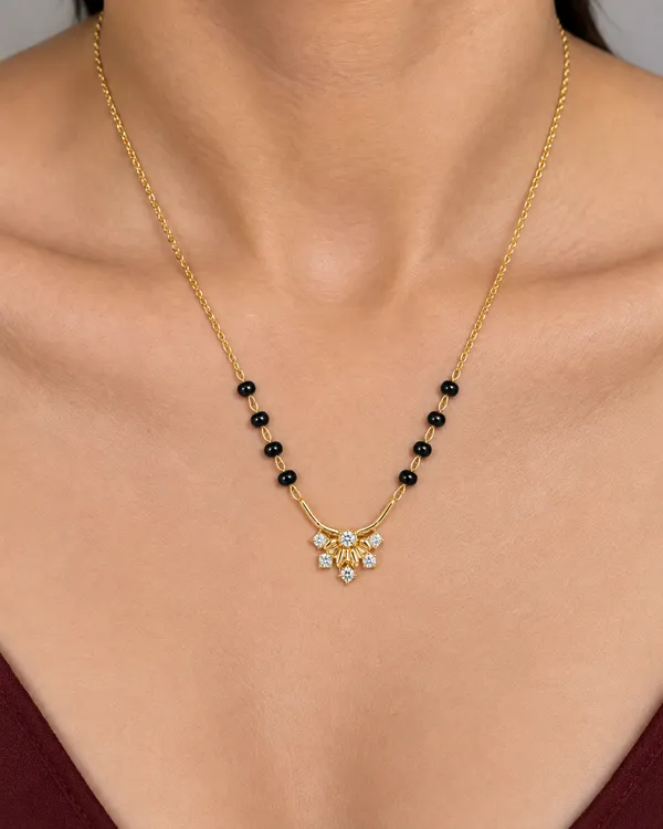 Radiant_Blossom_Diamond_Mangalsutra