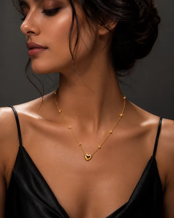 Golden_Heart_Grace_Necklace