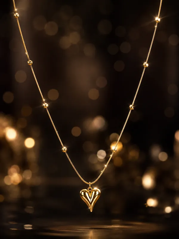 Golden_Heart_Luxe_Necklace