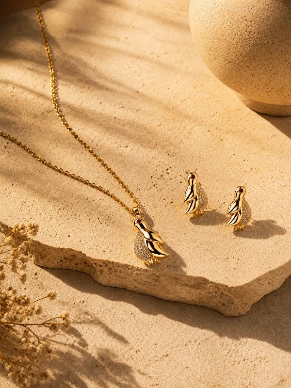 Golden_Songbird_Necklace_Earrings_Set