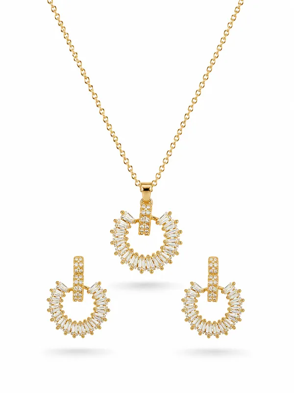 Radiant_Halo_Crystal_Pendant_Earrings_Set