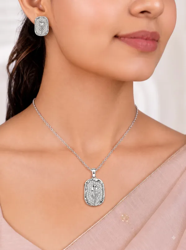 Elegant_Tulip_Sparkle_Pendant_Earrings_Set