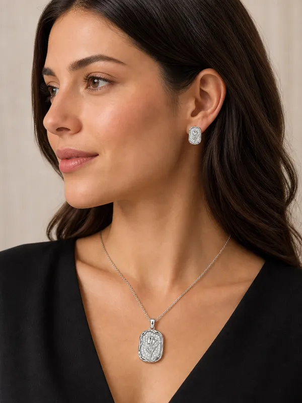 Elegant_Tulip_Sparkle_Pendant_Earrings_Set