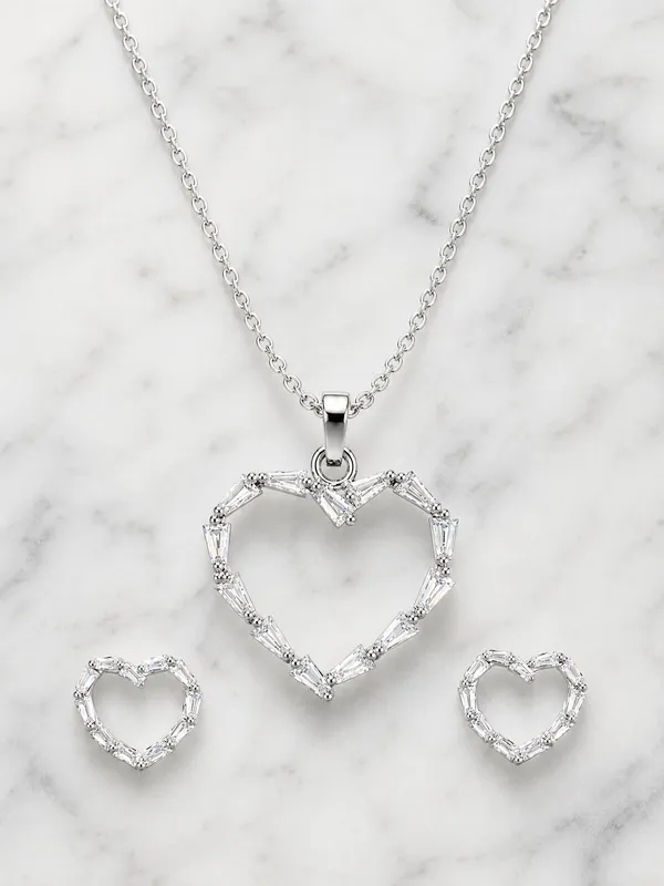 Elegant_Open_Heart_Crystal_Pendant_Earrings_Set