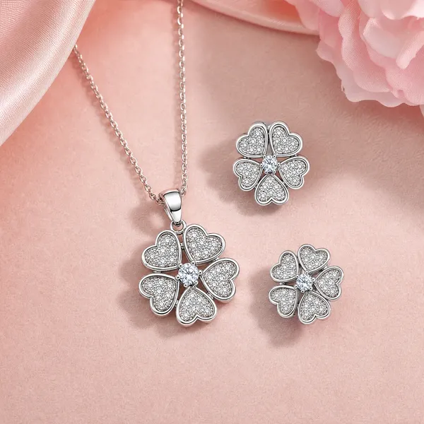 Lucky_Heart_Clover_Pendant_Earrings_Set