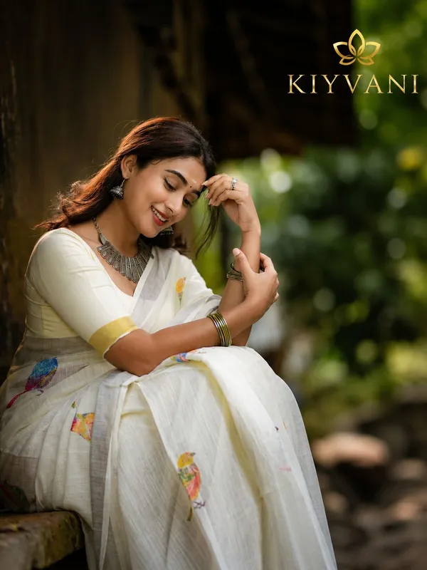 White_Cotton_Linen_Bird_Motif_Printed_Saree_For_Women