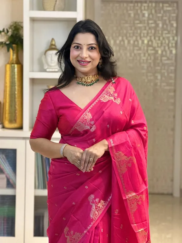 Pink_Lichi_Silk_Floral_Woven_Saree_For_Women