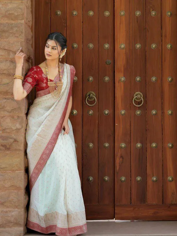 White_Lichi_Silk_Woven_Traditional_Saree_For_Women