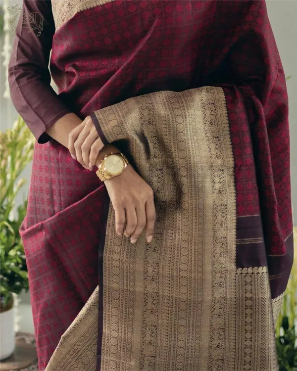 Maroon_Silk_Woven_Saree_For_Women