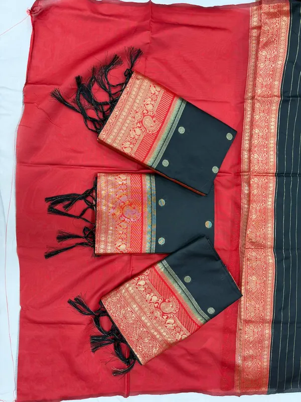 Red_&_Black_Lichi_Silk_Woven_Traditional_Saree_For_Women