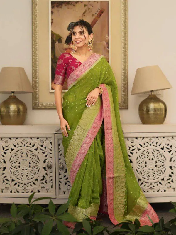 Green_Lichi_Silk_Printed_Traditional_Saree_For_Women