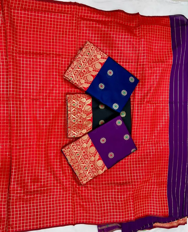 Navy_Blue_Lichi_Silk_Woven_Traditional_Saree_For_Women