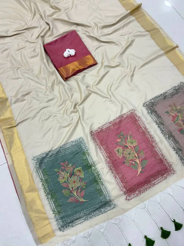 Cream_Cotton_Floral_Printed_Saree_For_Women