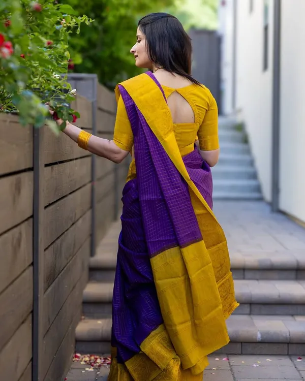 Yellow_Lichi_Silk_Woven_Saree_For_Women