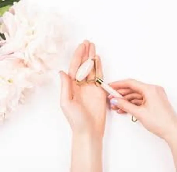 Rose_Quartz_Face_Roller