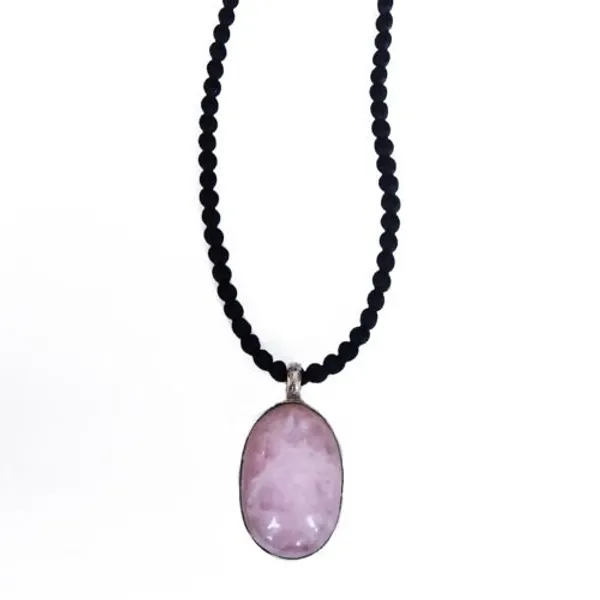 Rose_Quartz_Pendant_Round