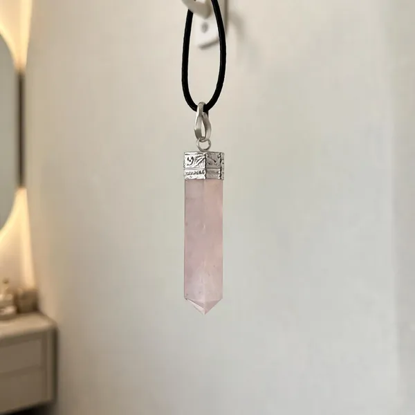 Pink_Stone_Pendant_Meditation