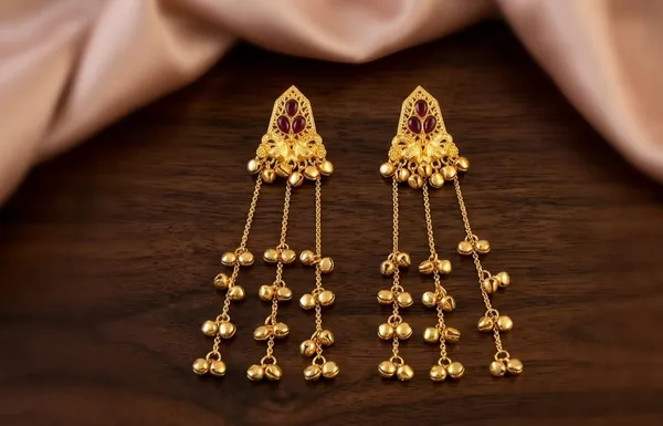 Gold_Tone_Chandelier_Earrings_for_Women