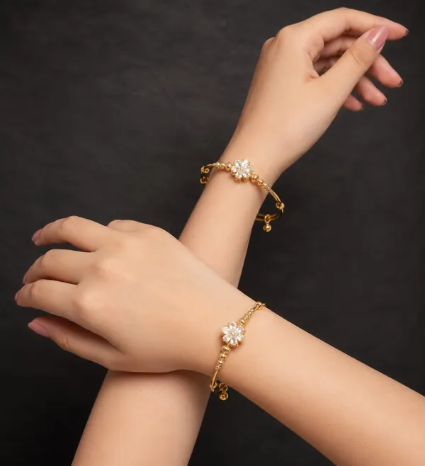 Gold_Finish_Floral_Crystal_Bangles_for_Women