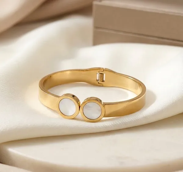 Gold_Tone_Minimalist_Cuff_Bracelet_for_Women