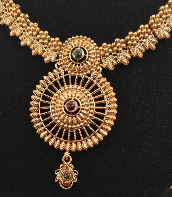 Gold_Tone_Traditional_Necklace_And_Earrings_Set_for_Women