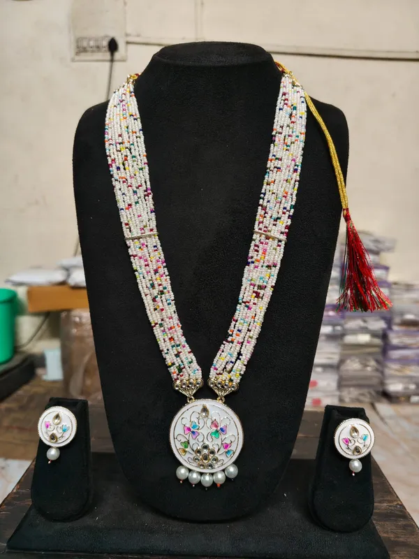Multicolor_Beaded_Statement_Necklace_Set_for_Women