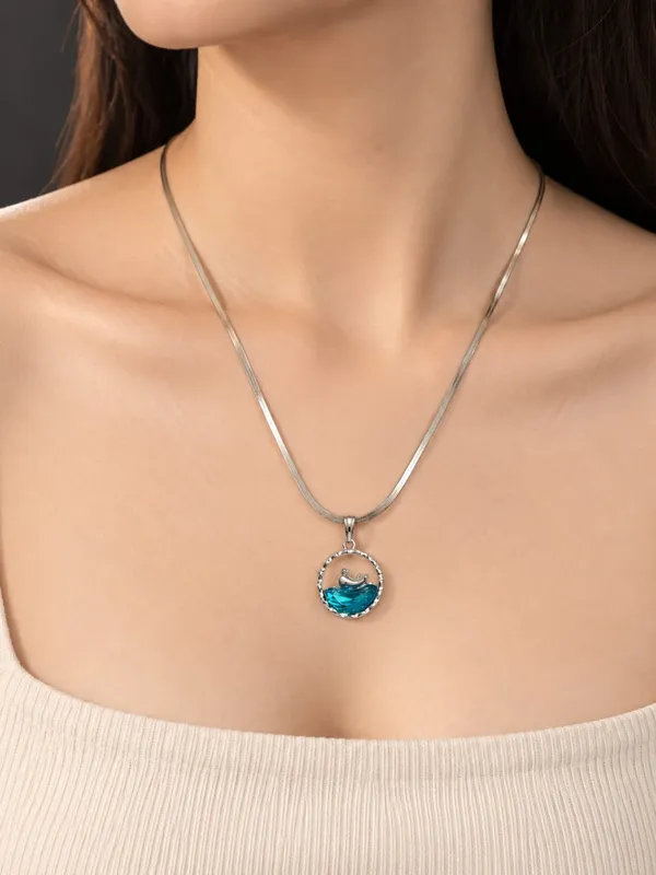 Silver_Tone_Mermaid_Pendant_Necklace_for_Women
