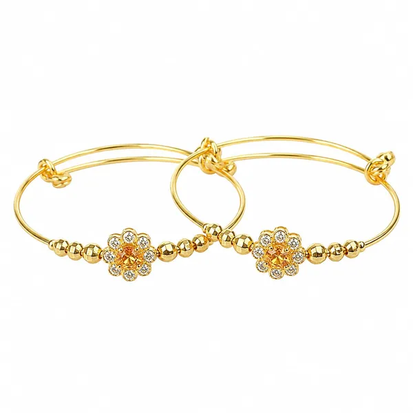 Gold_Stainless_Steel_Floral_Bangle_Set_for_Women
