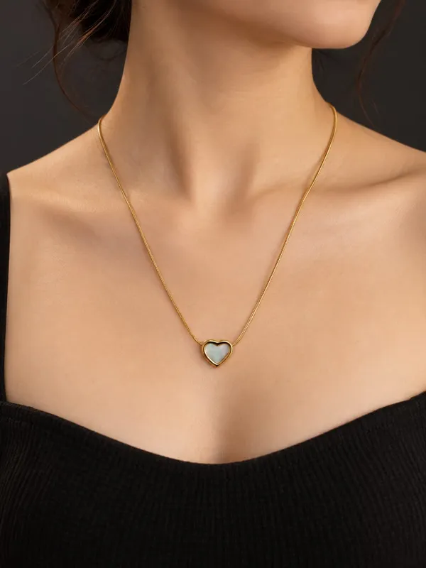 Gold-Tone_Heart_Pendant_Necklace_for_Women