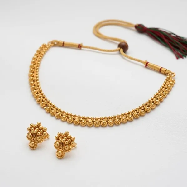 Gold-Toned_Traditional_Necklace_And_Earrings_Set_For_Women