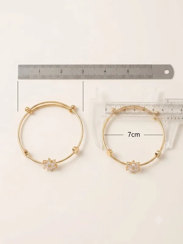 Gold_Tone_Floral_Bangle_Set_for_Women