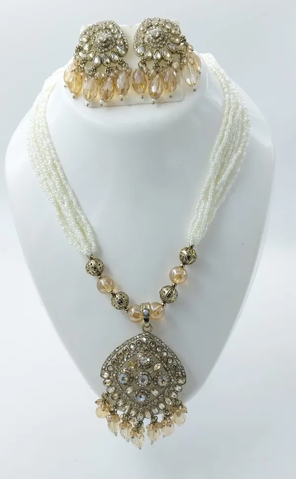 Gold_Tone_Beaded_Traditional_Necklace_Set_For_Women