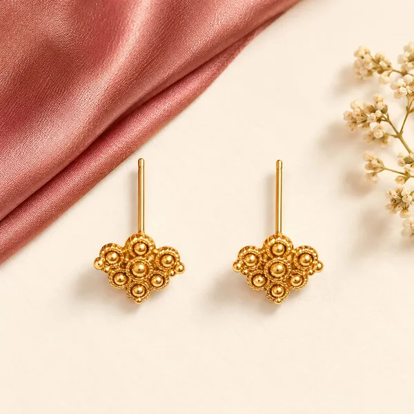 Gold_Tone_Traditional_Necklace_And_Earrings_Set_for_Women