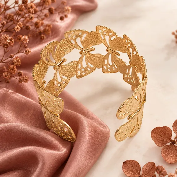 Gold-Tone_Butterfly_Link_Bracelet_for_Women
