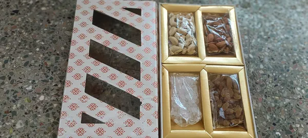 THE_SWAMINEE_ASSORTED_DRY_FRUITS_FESTIVAL_CELEBRATION_PACK