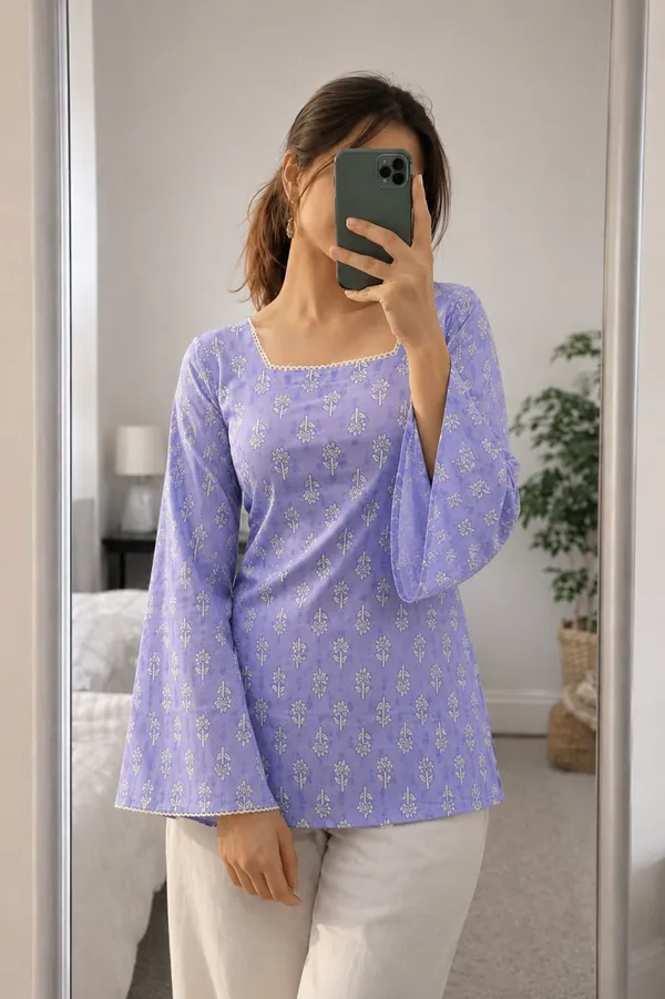 Lavender_Floral_Print_Bell_Sleeve_Top_for_Women