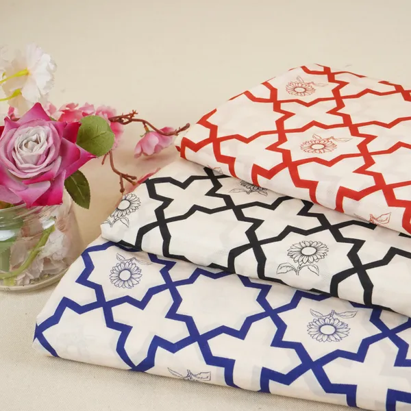 Red_With_Cream_Moroccon_Print_Muslin_Fabric_Mt_29395_Default_Title