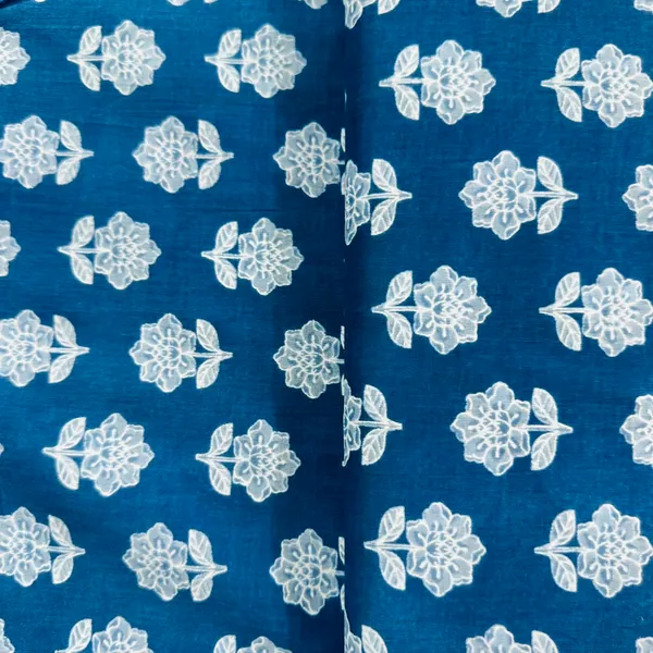 Blue_White_Floral_Print_Cotton_Fabric_Afi_29588_Default_Title