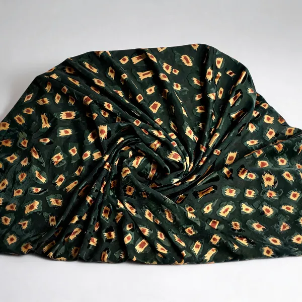 Green_Animal_Print_Brasso_Velvet_Fabric