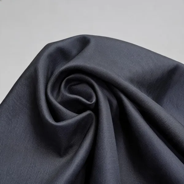 Grey_Solid_Semi_Viscose_Suiting_Fabric